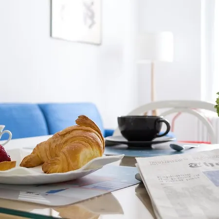 Housmart Vicolo Bolognetti Daire *