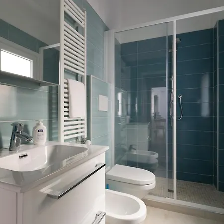 Housmart Vicolo Bolognetti 公寓
