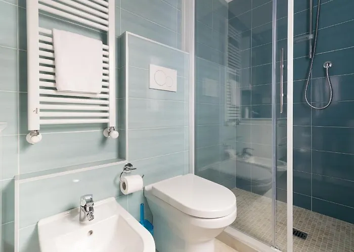 Housmart Vicolo Bolognetti * Болонья