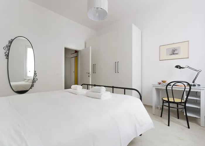아파트 Housmart Vicolo Bolognetti *