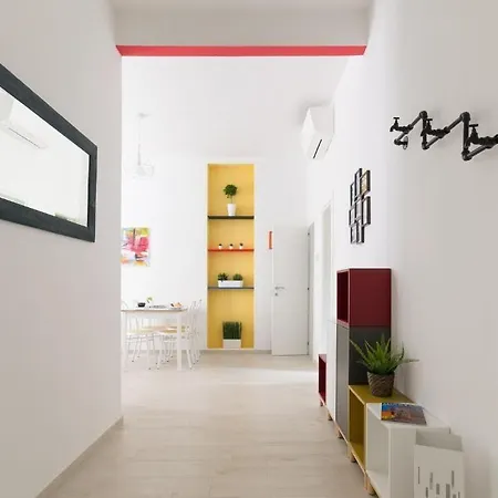 Housmart Vicolo Bolognetti * בולוניה